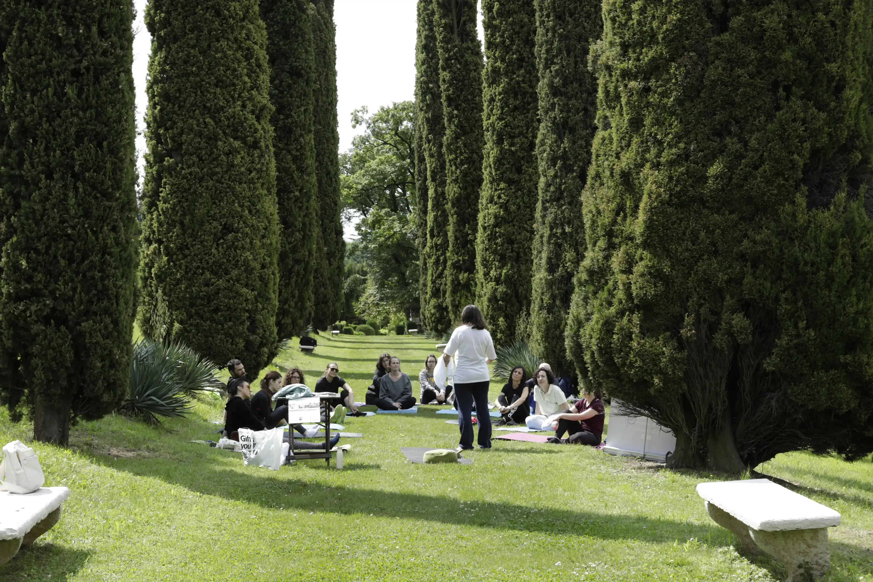 GIORNATE_DEL_GIARDINO_TERAPEUTICO_GIARDINO_DI_POJEGA_Mindful yoga